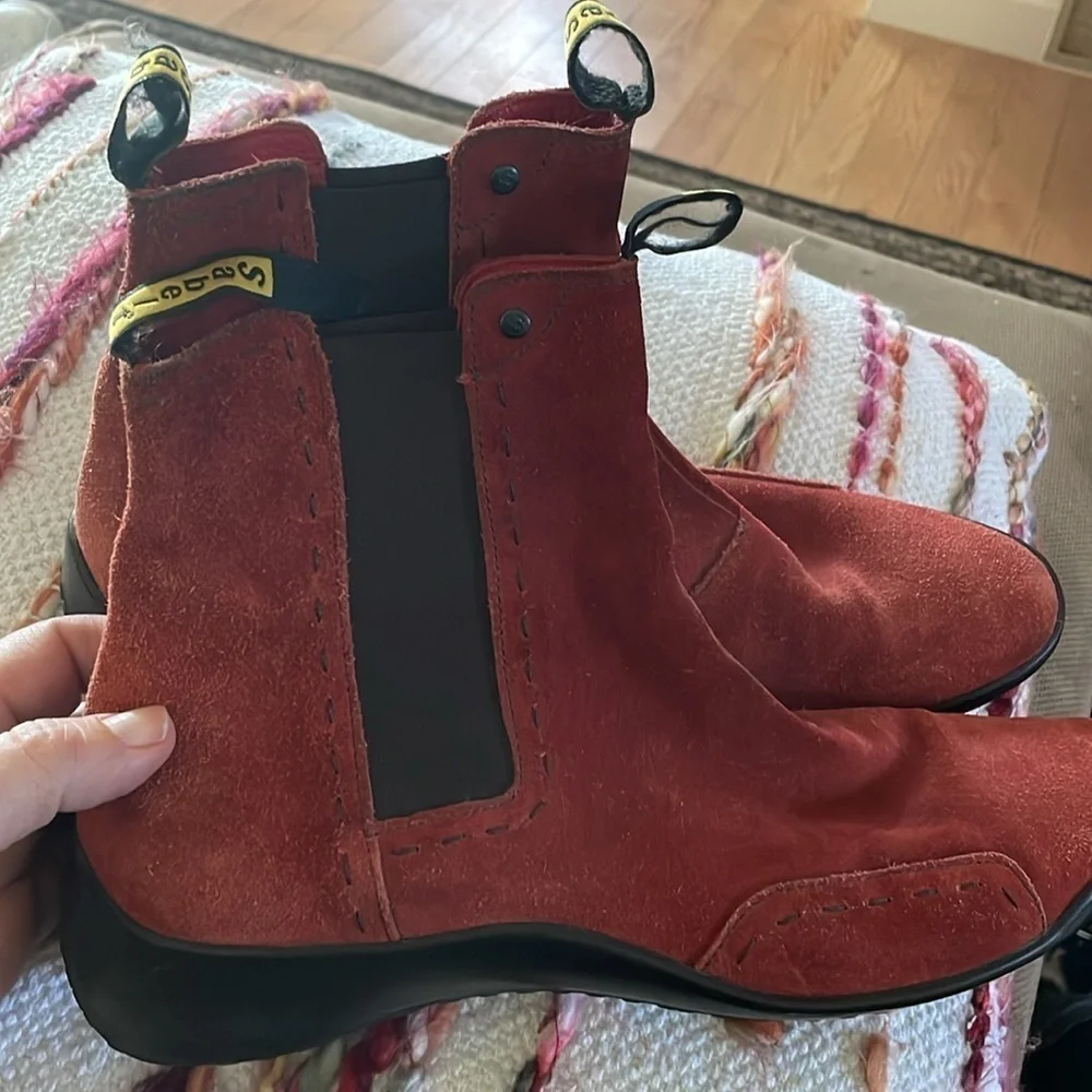 Sabelt FastBack Rust Suede Chelsea Boot Unisex